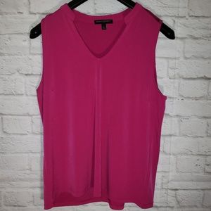 Banana Republic Sleeveless Top Size Lar…